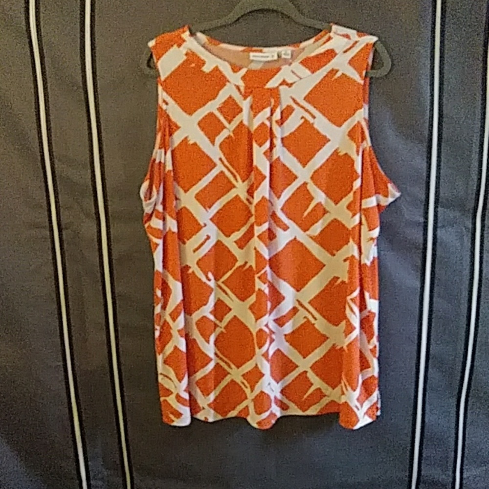 Sleeveless blouse